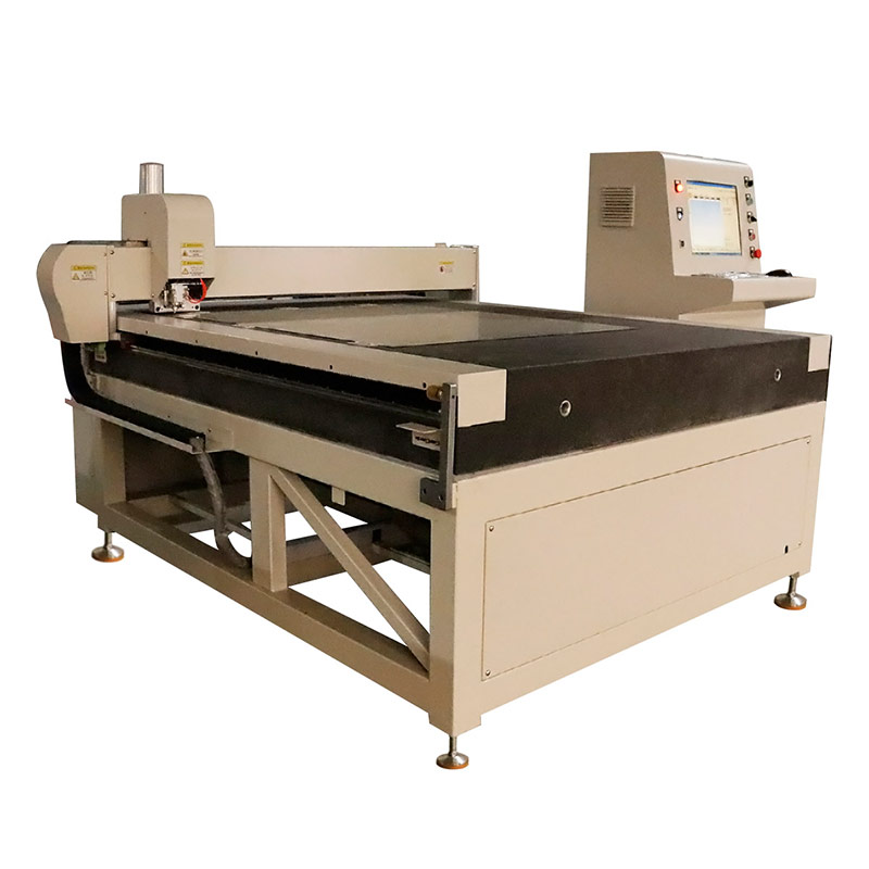 液晶MK网官方站网页版要求精度多少?